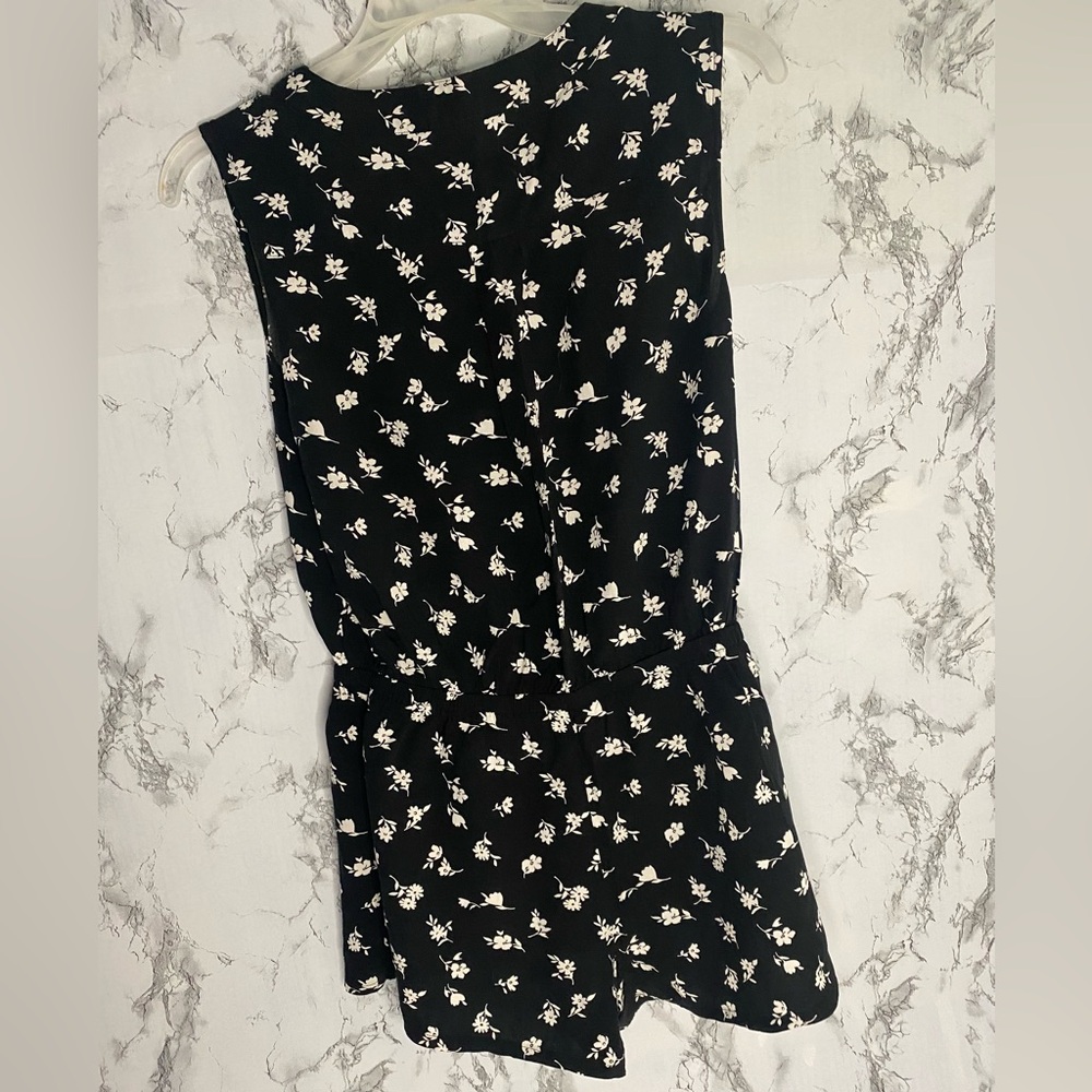 Forever 21 black and white floral romper